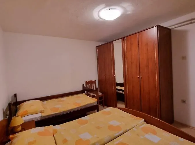 公寓 Apartma Rutar 托尔明